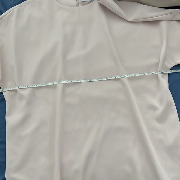 &other stories, light pink top, size 4 - Picture 5 of 9